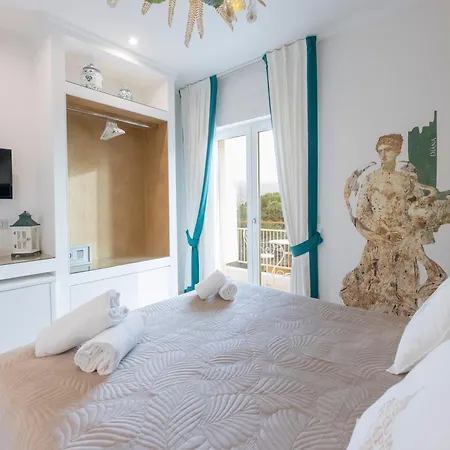 Πανσιόν Aurum 4*